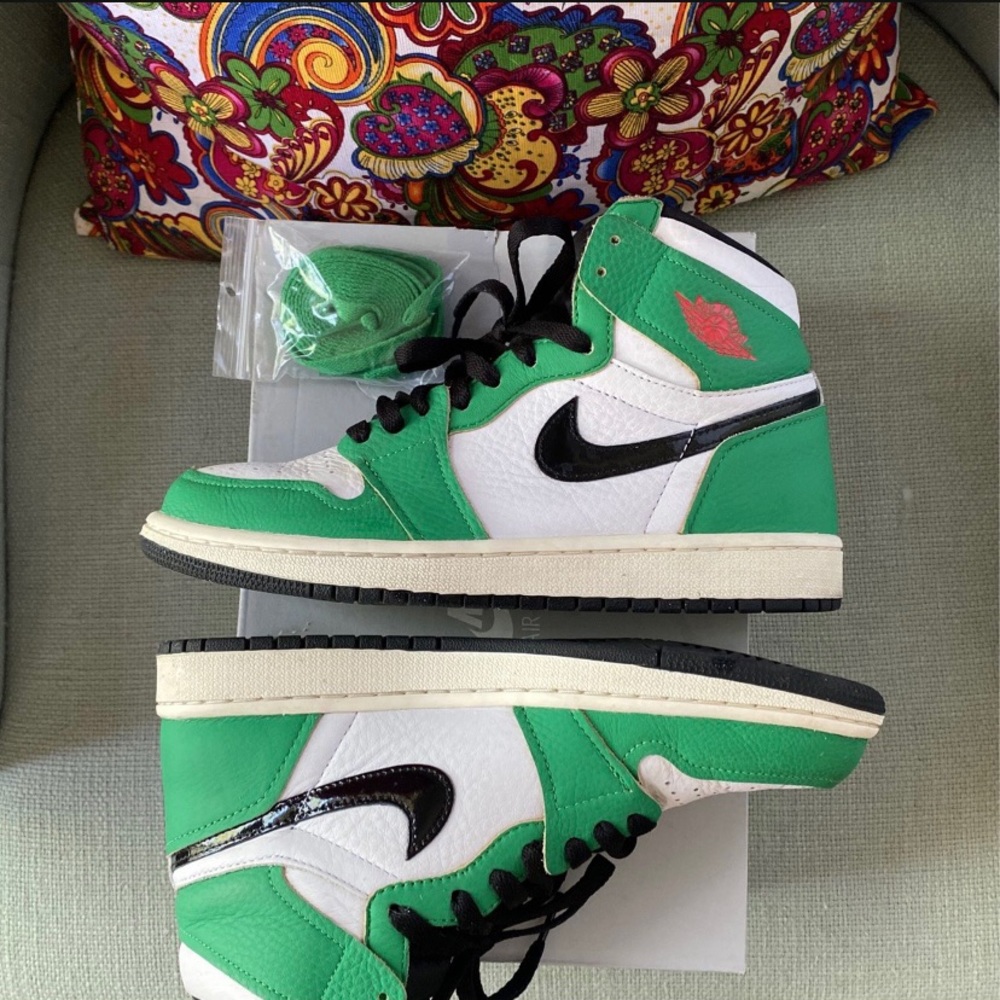 Air Jordan 1 Retro High ‘OG’ Lucky Green
